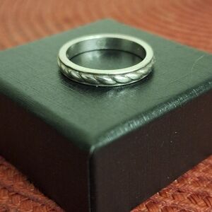 🎁 Brighton Ring 6